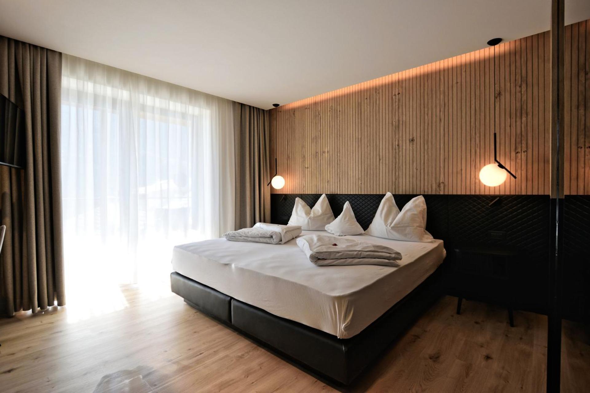 B&B Boutique Hotel Burgund Парчинес Екстер'єр фото