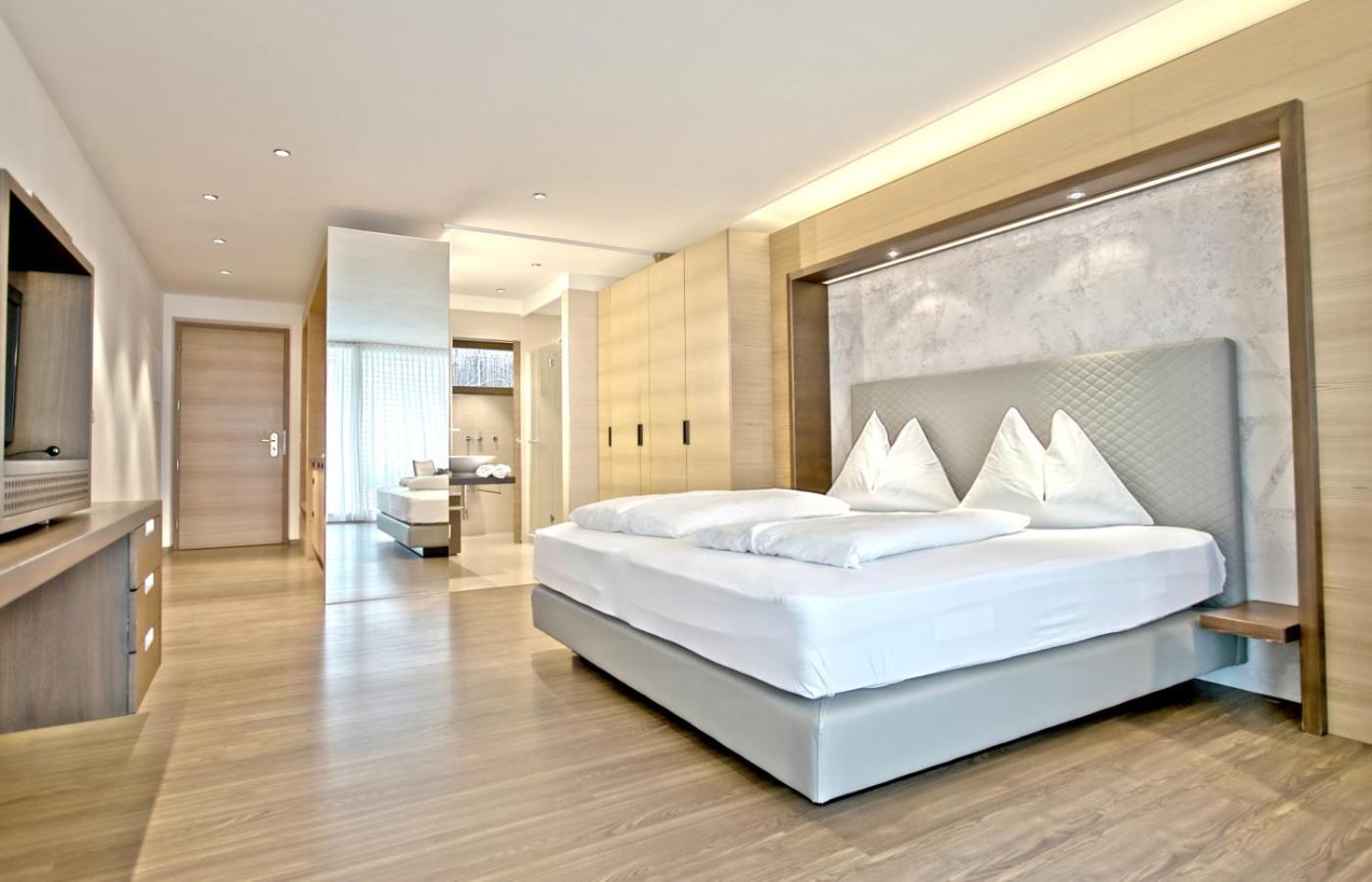 B&B Boutique Hotel Burgund Парчинес Екстер'єр фото